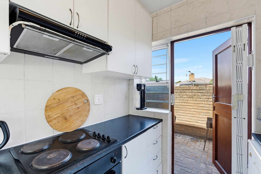 2 Bedroom Property for Sale in Protea Heights Western Cape
